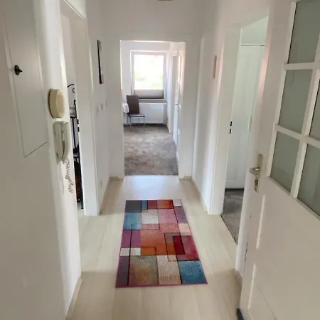 Appartement Uebernachtungen 75 M2 Grosser Parkplatz Wlan 1 Stock Im Haus