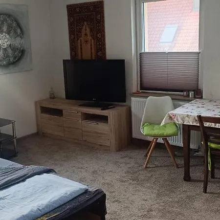 Appartement Uebernachtungen 75 M2 Grosser Parkplatz Wlan 1 Stock Im Haus *