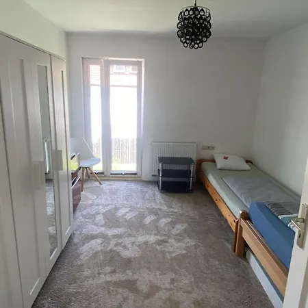 Appartement Uebernachtungen 75 M2 Grosser Parkplatz Wlan 1 Stock Im Haus Talheim (Tuttlingen)